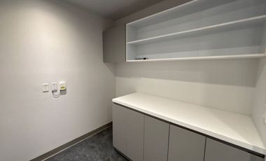 IB-CM1187 - Oficina en Renta en Campos Eliseos, 350 m2.