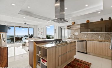 Nayri, La Cruz de Huanacaxtle, Riviera Nayarit