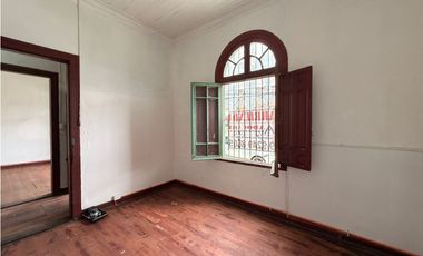ARRIENDO OFICINAS 4 PRIVADOS 2 BAÑOS