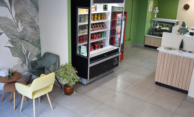 Derecho a llaves cafeteria  al paso Providencia