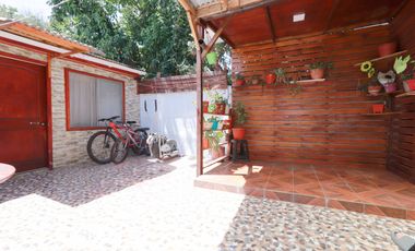 VENTA CASA EN BARRIO LOS MUSICOS, SAN JOAQUIN