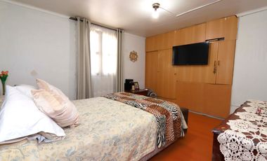 VENTA CASA EN BARRIO LOS MUSICOS, SAN JOAQUIN