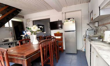 VENTA CASA EN BARRIO LOS MUSICOS, SAN JOAQUIN