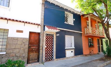 VENTA CASA EN BARRIO LOS MUSICOS, SAN JOAQUIN