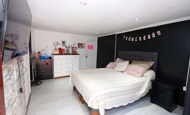 VENTA CASA EN BARRIO LOS MUSICOS, SAN JOAQUIN