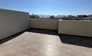 CASA EN RENTA JUNTO A GALERIAS SANTA ANITA