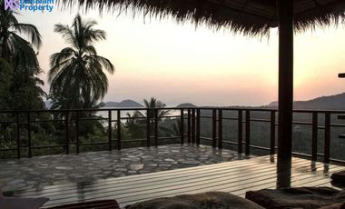 Samui Seaview Villa on Large Land at Santikhiri Estate