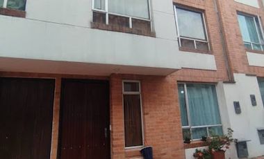 VENTA de CASA RESIDENCIAL en CAJICA