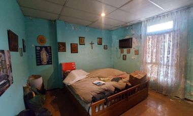 Se vende casa esquinera ubicada en avenida comercial cerca Politécnica Salesiana en el sur Guayaquil