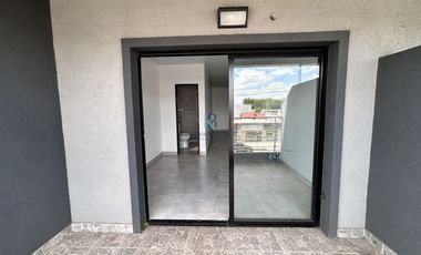 DEPARTAMENTO MONOAMBIENTE al frente con balcon