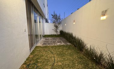 Casa en Renta en Solares