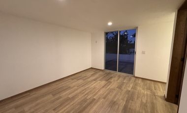 Casa en Renta en Solares