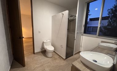 Casa en Renta en Solares