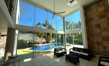 Casa amueblada en VENTA en Ixtapa, Zihuatanejo en Guerrero