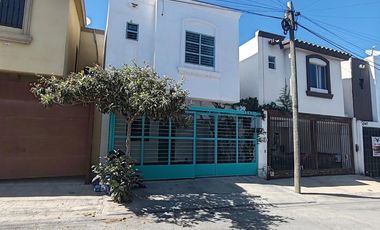 RENTA DE CASA  EN SANTA CATARINA