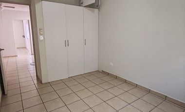 RENTA DE CASA  EN SANTA CATARINA