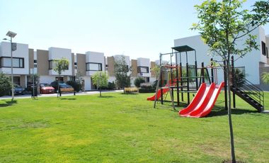 Casa en Venta Fraccionamiento Vista Bosques a 25 min de Santa Fe CDMX