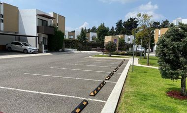 Casa en Venta Fraccionamiento Vista Bosques a 25 min de Santa Fe CDMX