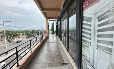 LOCAL EN RENTA CON GRAN VISIBILIDAD, QUERETARO