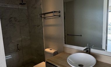 Departamento en renta con vista en Parques de San Javier, 2 recámaras, 164 m²