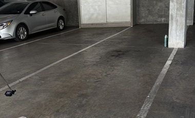 Departamento en renta con vista en Parques de San Javier, 2 recámaras, 164 m²