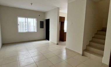CASA EN VENTA EN RESIDENCIAL SOFIA CON CASA ADJUNTA Y ACCEESO CONTROLADO