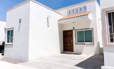 CASA EN  RENTA EN RESIDENCIAL CORONADO
