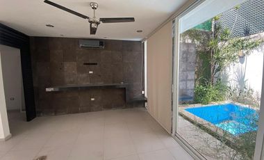 Casa en venta en Montebello, Mérida