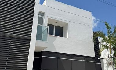 Casa en venta en Montebello, Mérida