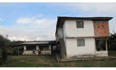 Extraordinaria y productiva finca cafetera en Filandia