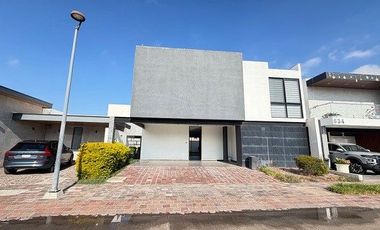 Masada casa amplio con 4 habitaciones
