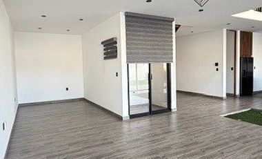 Masada casa amplio con 4 habitaciones