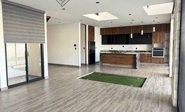 Masada casa amplio con 4 habitaciones