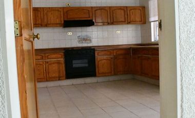 Lomas de españita amplia casa