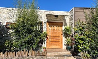 Mantagua. Casa mediterránea de 350 m2.