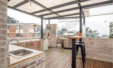 ARRIENDO SIN MUEBLES - CASA EN CONJUNTO CERRADO BOGOTÁ