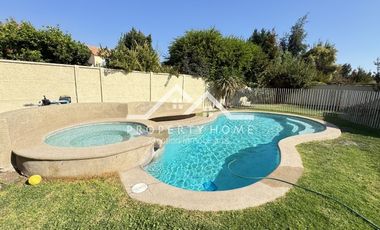 VENTA PIEDRA ROJA CHICUREO 4 DORMITORIOS Y 4 BAÑOS