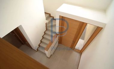 ¡CASA ESTILO MEDITERRÁNEA A ESTRENAR! EN CONDOMINIO