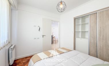 Depto 3 ambientes al frente con balcón 100% reciclado y AMOBLADO / Zona Aldrey