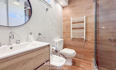 Depto 3 ambientes al frente con balcón 100% reciclado y AMOBLADO / Zona Aldrey