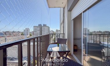 Depto 3 ambientes al frente con balcón 100% reciclado y AMOBLADO / Zona Aldrey