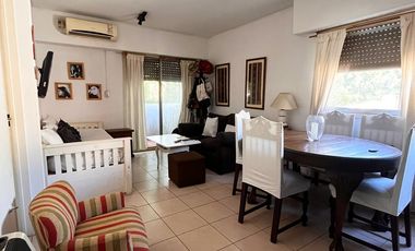 Departamento de 2 ambientes en zona residencial, a metros de Plaza Brown