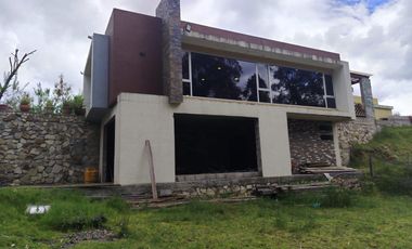 *HOGAR PARA TU TRANQUILIDAD EN VENTA - SECTOR, PAMPA VINTIMILLA - AZUAY, ECUADOR. (Cerca de Cuenca y Azogues)