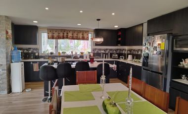 *HOGAR PARA TU TRANQUILIDAD EN VENTA - SECTOR, PAMPA VINTIMILLA - AZUAY, ECUADOR. (Cerca de Cuenca y Azogues)