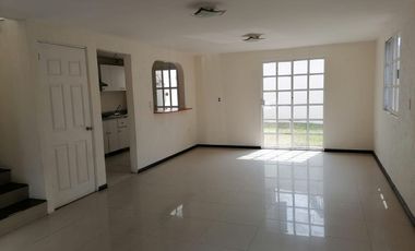 CASA EN RENTA EN VILLAS DEL CAMPO, CALIMAYA