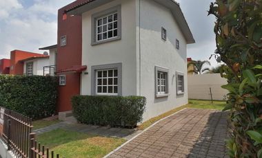 CASA EN RENTA EN VILLAS DEL CAMPO, CALIMAYA
