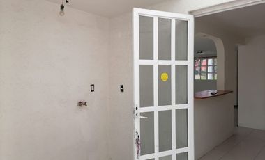 CASA EN RENTA EN VILLAS DEL CAMPO, CALIMAYA