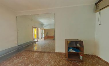 CASA DE DOS PLANTAS CON 5 DORMITORIOS A RECICLAR EN DORREGO, GUAYMALLÉN CON TOUR VIRTUAL