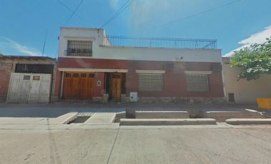 CASA DE DOS PLANTAS CON 5 DORMITORIOS A RECICLAR EN DORREGO, GUAYMALLÉN CON TOUR VIRTUAL