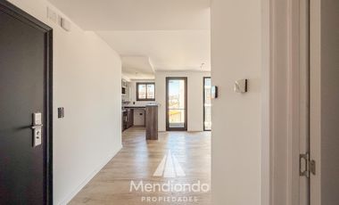 Semipiso 2 ambientes al frente con Balcón - Zona Chauvín